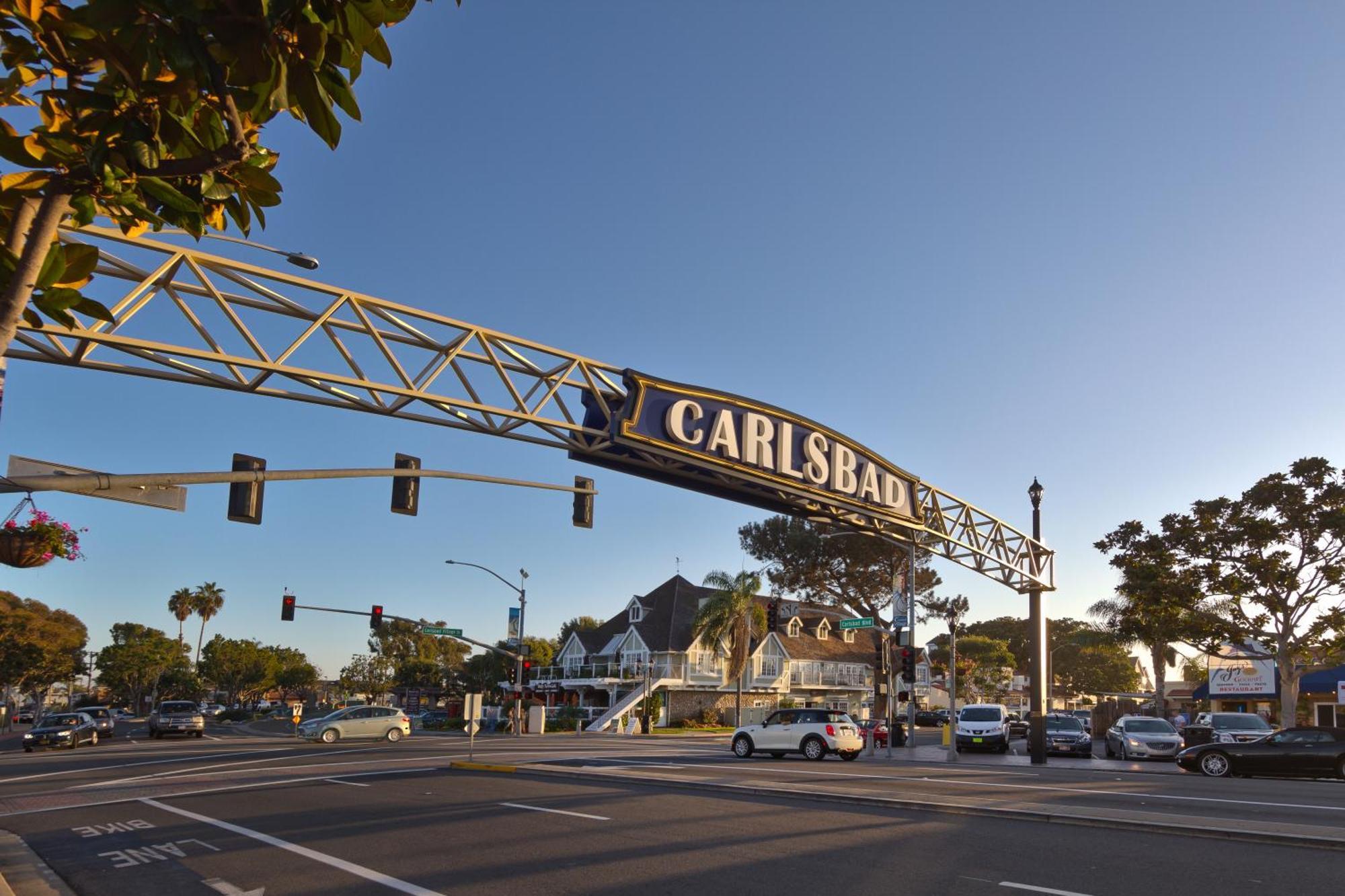 3636 Carlsbad Blvd - Upper Exterior photo